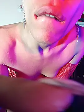 Crys Talin online show from March 4, 2:51 am