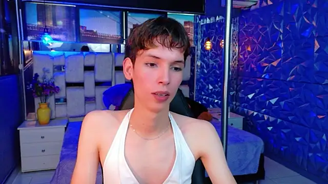 Stefany PiInk online show from May 9, 12:34 pm