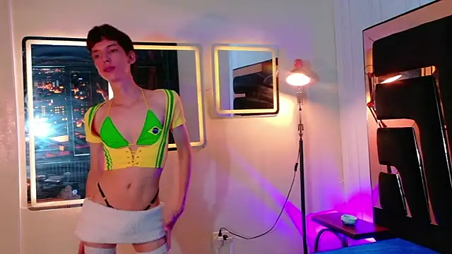 Stefany PiInk online show from May 11, 2:45 pm