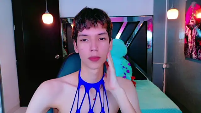 Stefany PiInk online show from May 16, 12:37 pm