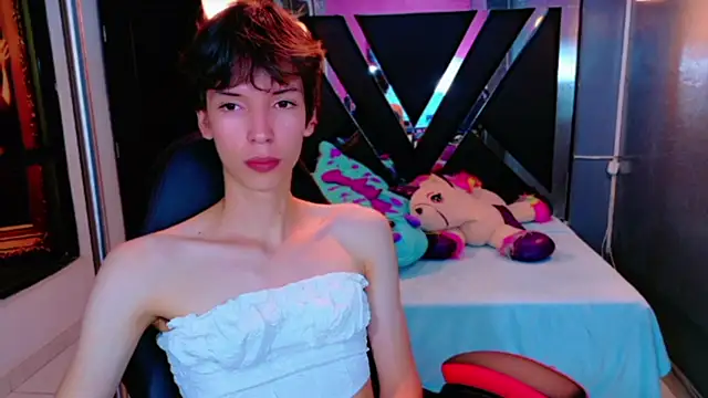 Stefany PiInk online show from July 13, 12:08 pm