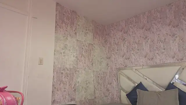 april summer  online show from March 18, 8:30 pm