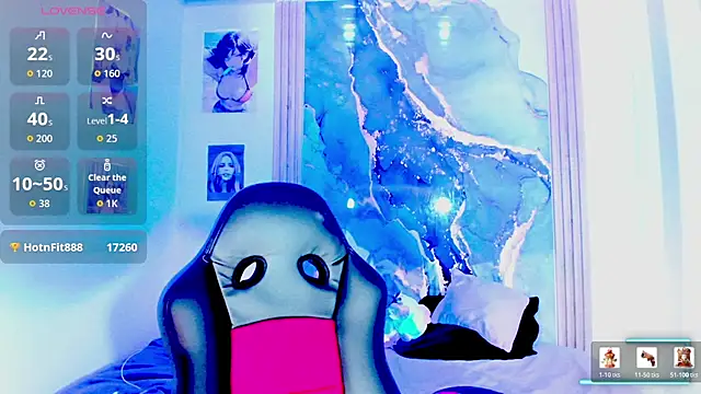 blonde queen- online show from April 27, 7:34 pm