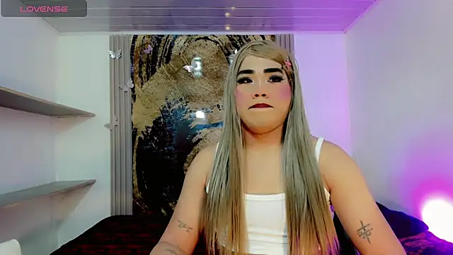 Alice Yermanotta online show from May 26, 3:14 am