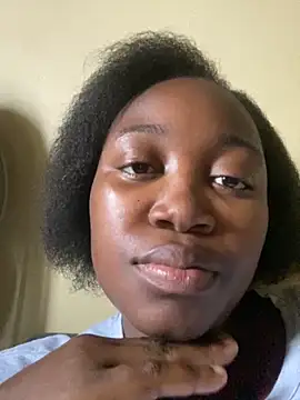 ebonydiva10 online show from March 25, 2:00 pm