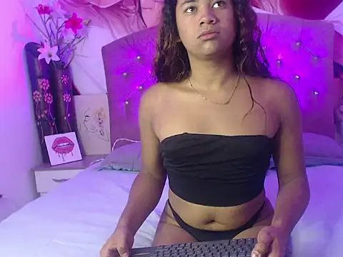 Renata Valentina online show from April 23, 11:29 am