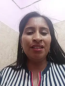 SofiaMendez1  online show from May 1, 9:08 pm