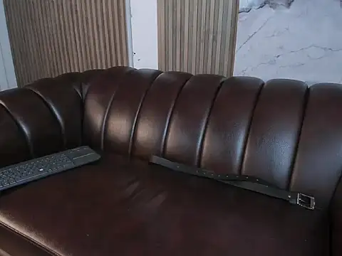 Lilit doll online show from April 18, 7:07 pm