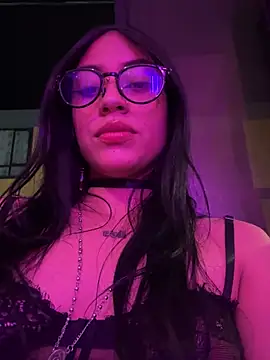 Kattze  online show from May 6, 1:01 am