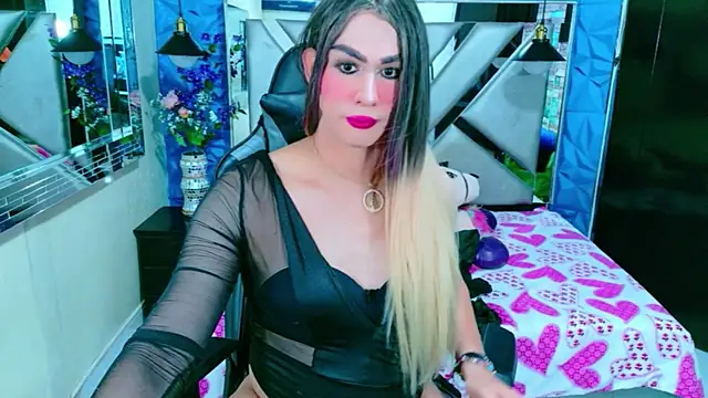 Nicolle Morrisx online show from April 29, 8:15 pm