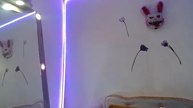Bebecita Hot online show from May 11, 6:49 pm