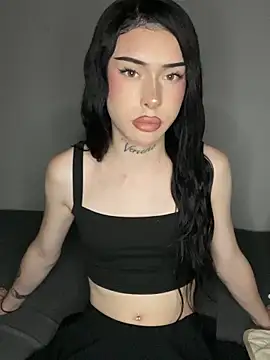 hailiechyll online show from June 1, 10:11 pm