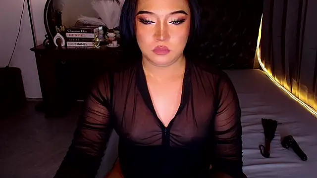Sensual Ekang online show from May 10, 12:15 am