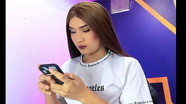 Alisson Santiel online show from May 10, 8:03 pm