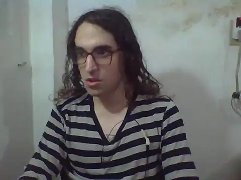 LaCuerva online show from May 26, 7:44 pm