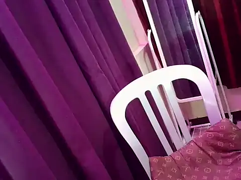 sexyfucksophia online show from May 26, 1:13 am