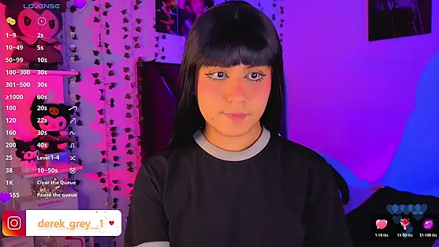 your lovee  online show from May 27, 9:12 pm