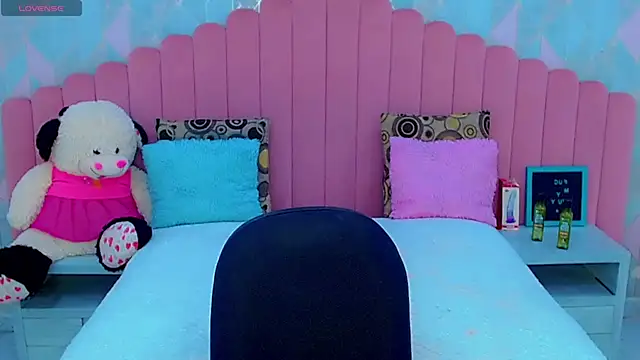 ariadnna princes online show from May 28, 4:32 am