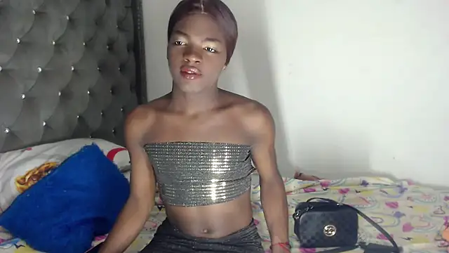 kenia nihiara online show from July 14, 3:29 pm