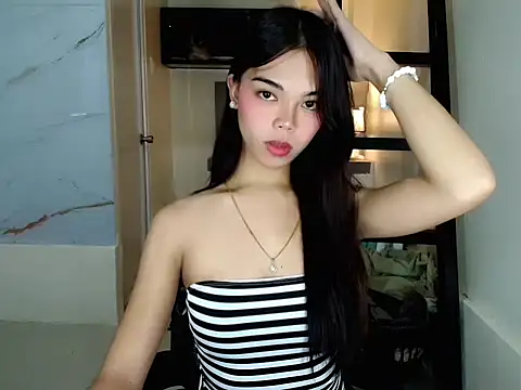 Scarlet misty online show from July 16, 7:25 am