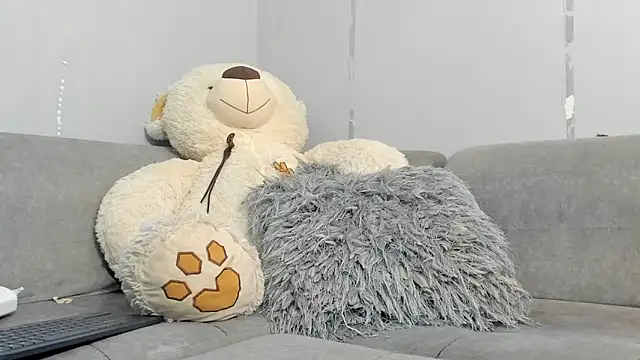 SandraGoldstein online show from January 10, 1:42 am