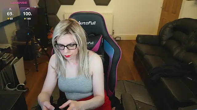 KelseyCobalt online show from March 6, 10:00 pm