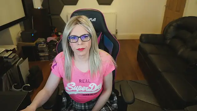 KelseyCobalt online show from March 17, 9:30 pm