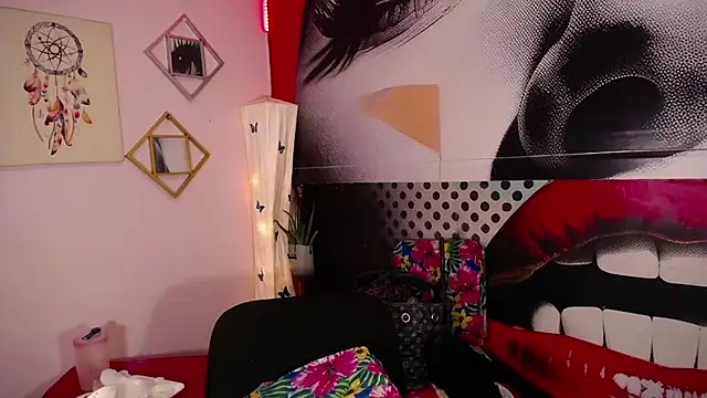 karlaveckyts online show from November 7, 7:03 pm