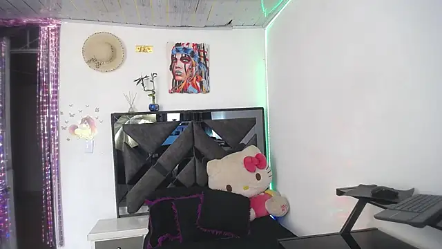 Salo hot04 online show from March 16, 7:33 pm