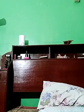 QueenSoreal online show from September 27, 7:45 pm