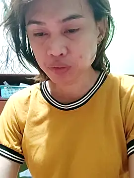 QueenSoreal online show from February 3, 9:20 pm