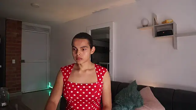  Vahos  online show from September 22, 6:13 pm