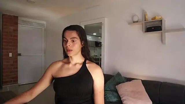  Vahos  online show from October 6, 5:13 pm