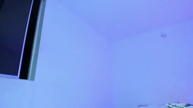 Snapshot of SARA_TS_FOX chatting on October 19, 5:22 am SARA TS FOX online show from October 19, 5:22 am