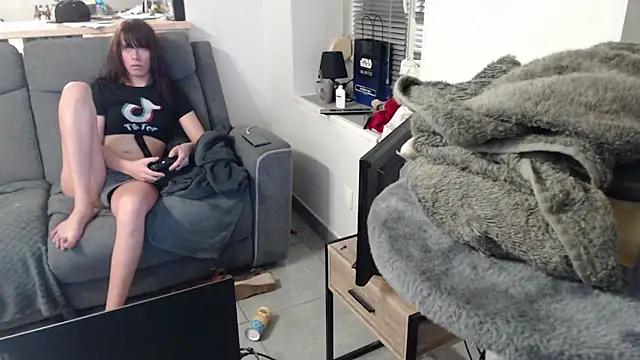 missthon0 online show from December 3, 1:59 pm