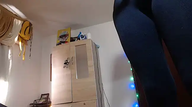 Snapshot of MARIANAWEED chatting on February 25, 1:06 pm MARIANAWEED online show from February 25, 1:06 pm