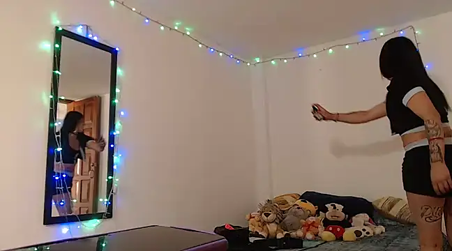 Snapshot of MARIANAWEED chatting on March 15, 3:25 pm MARIANAWEED online show from March 15, 3:25 pm