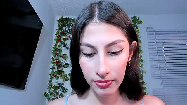 valeria gonzales  online show from February 18, 7:54 pm