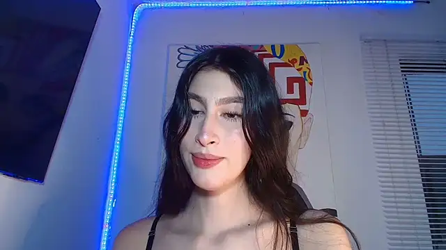 valeria gonzales  online show from September 11, 9:45 pm