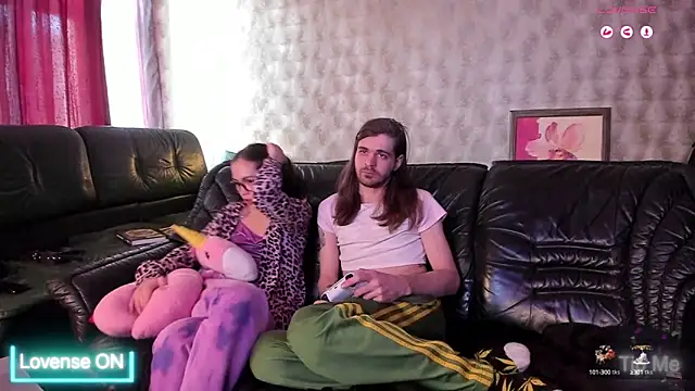 Snapshot of Milena_joline chatting on January 17, 9:49 am Milena joline online show from January 17, 9:49 am