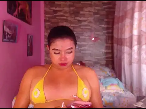 katrinawillff online show from February 26, 6:11 pm