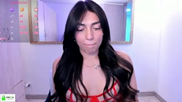 EricaVanderhill online show from December 22, 1:43 am