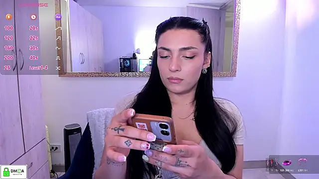 EricaVanderhill online show from March 13, 2:28 am