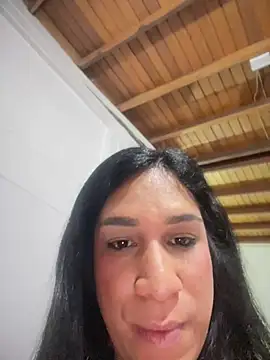 Ashly Miller online show from April 16, 8:20 pm