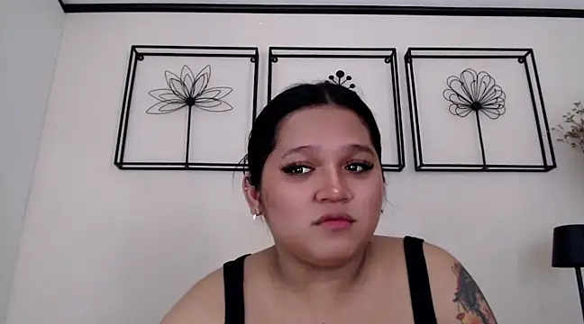 EmpressYna online show from March 20, 5:57 am