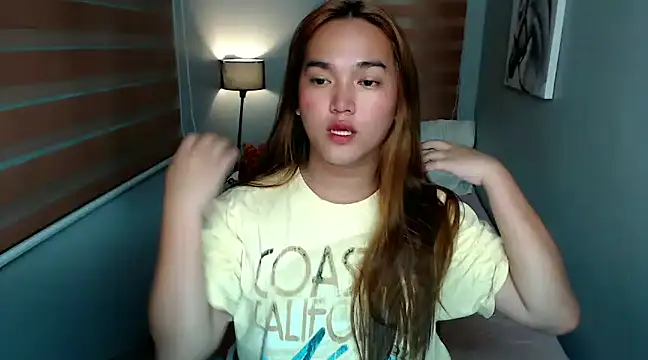 MoaningKylie online show from December 17, 4:56 am