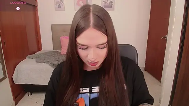 Miley Baker online show from December 3, 2:21 pm