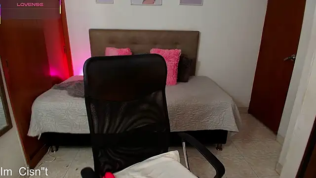 Miley Baker online show from March 19, 2:17 pm