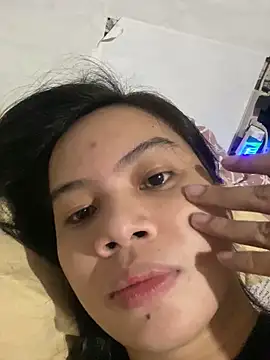 Hebefemme online show from March 8, 5:43 pm