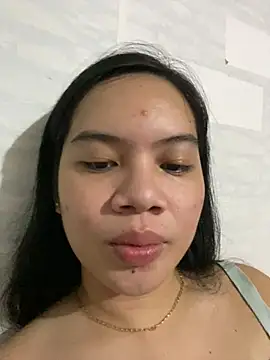 Hebefemme online show from March 9, 7:45 am